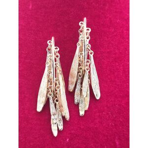 Textured Chandelier Earrings Wings Leaves Multi Dangle 2.5" Gold Tone Movement